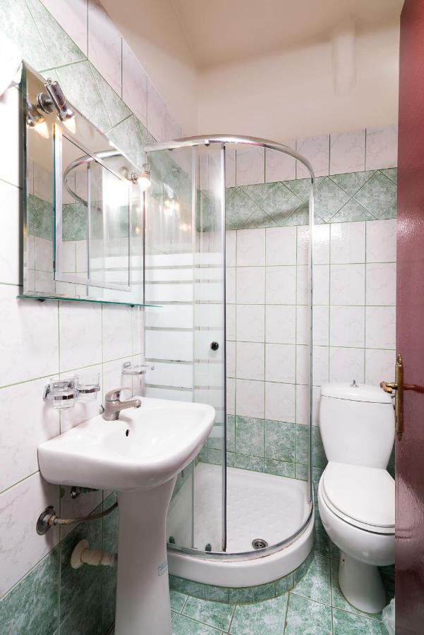 Hotel Ralitsa ลิเมนาเรีย ภายนอก รูปภาพ