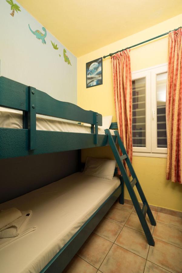 Hotel Ralitsa ลิเมนาเรีย ภายนอก รูปภาพ