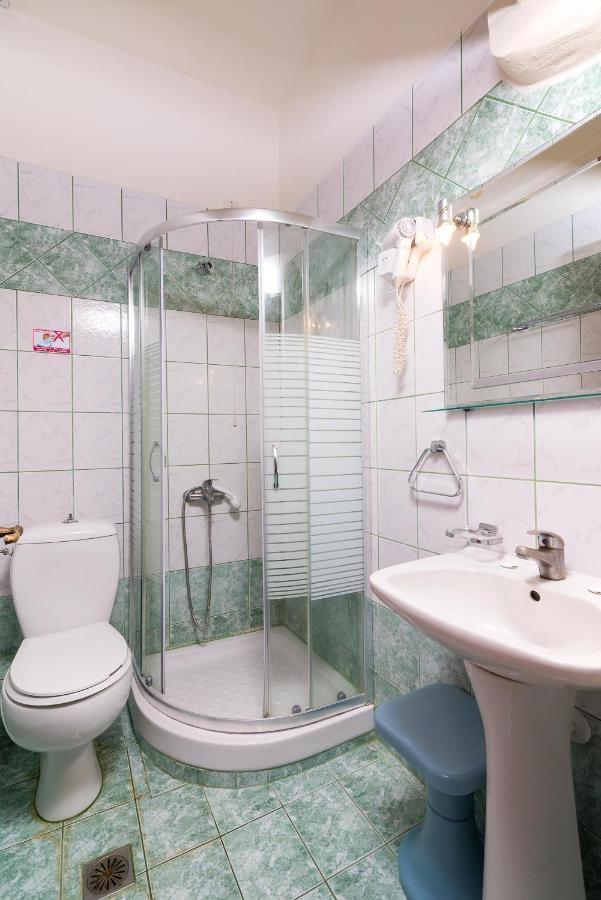 Hotel Ralitsa ลิเมนาเรีย ภายนอก รูปภาพ